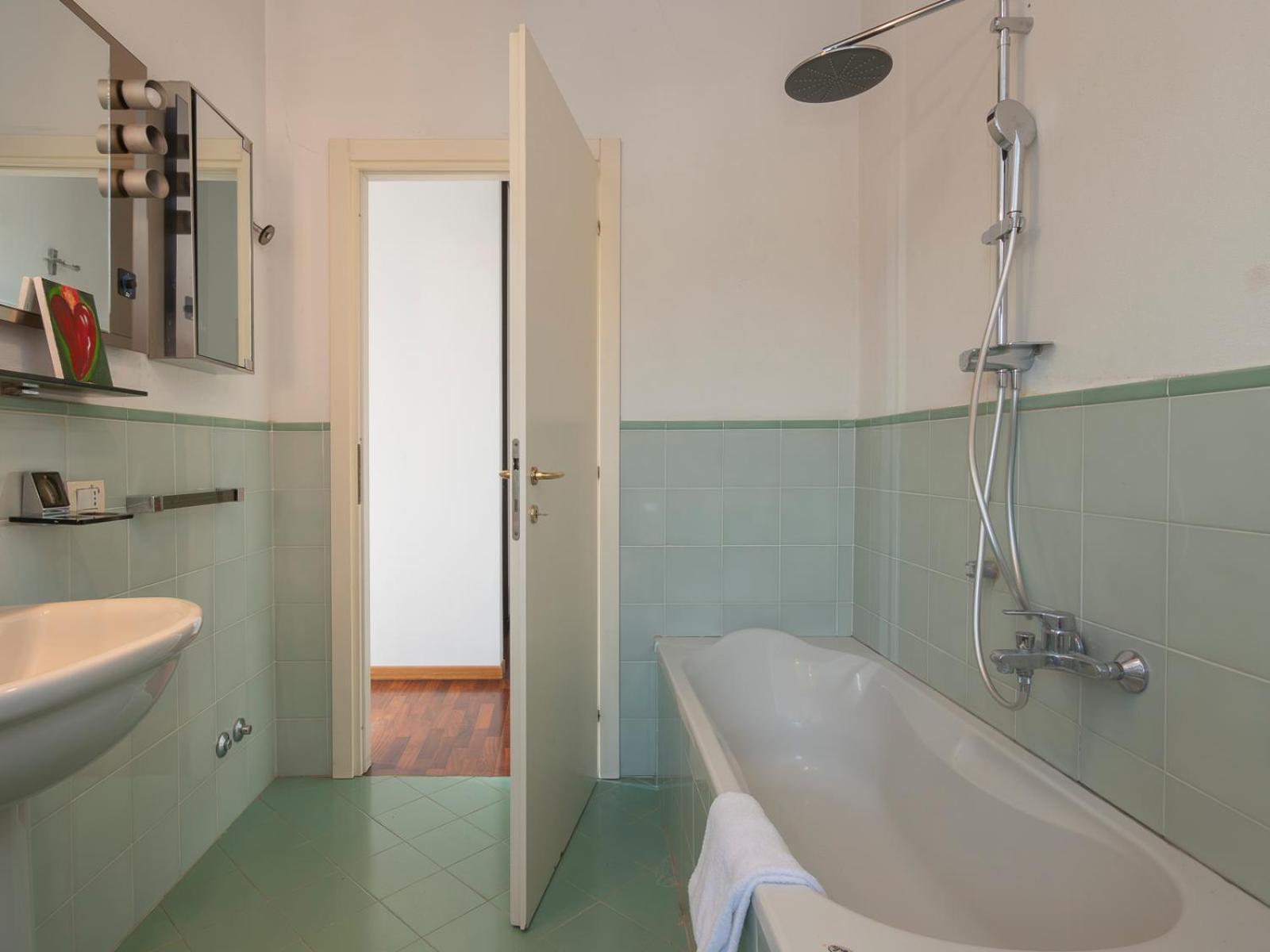 Cascina Torriggio Estates Hotel Роцано Екстериор снимка